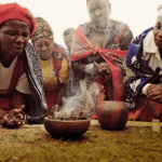 Discover attraction love spells in the USA. Learn rituals with candles, roses, and moon energy to manifest true love and attract the right partner.